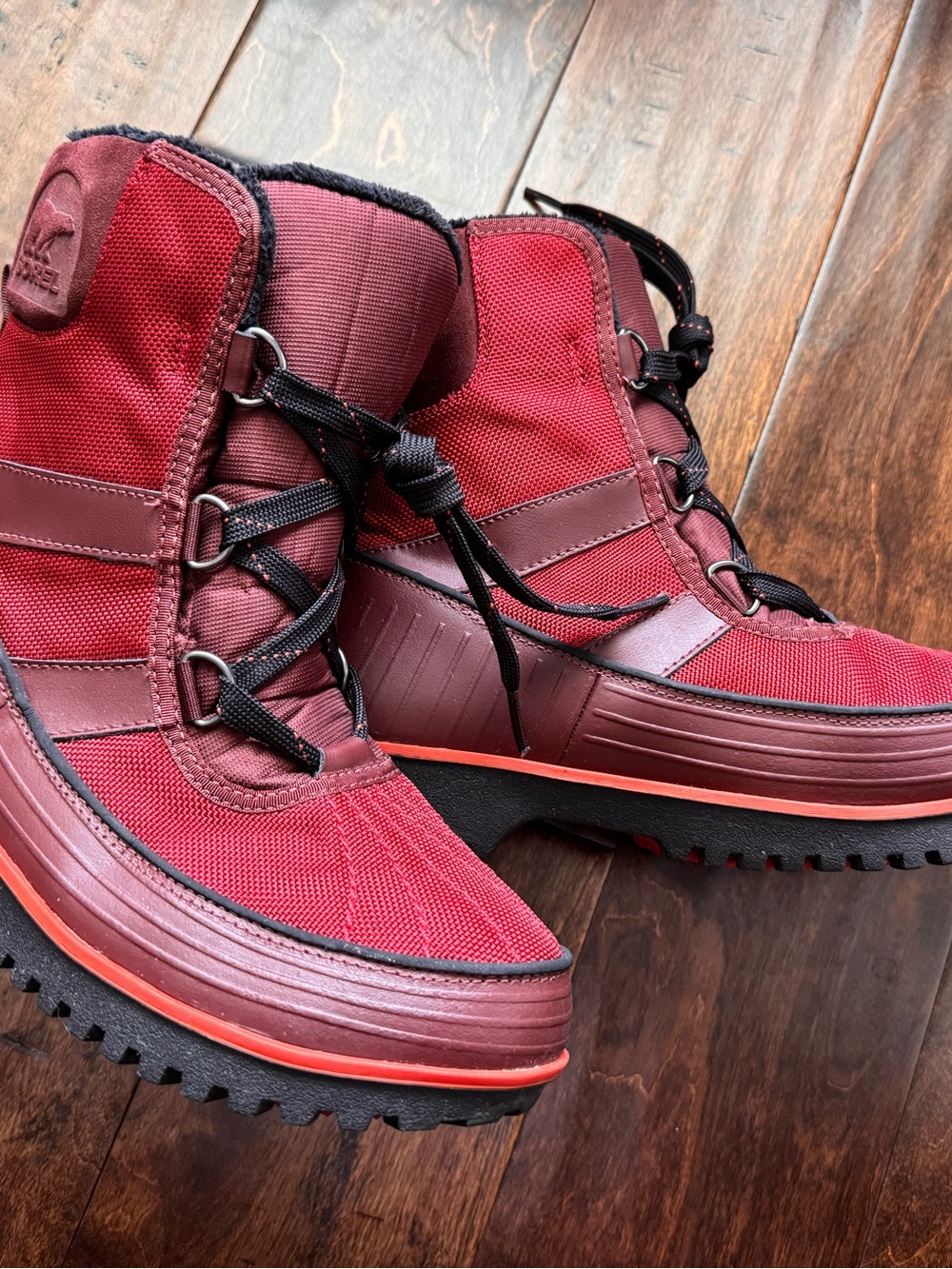 Sorrel Women’s Waterproof Burgundy Winter Boots with Fleece Lining - Picture 4 of 9